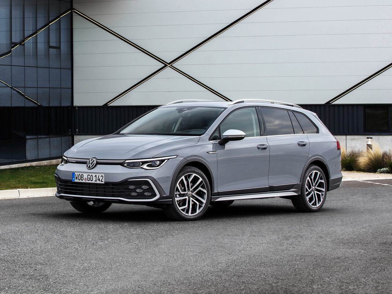 Обзор VW Golf